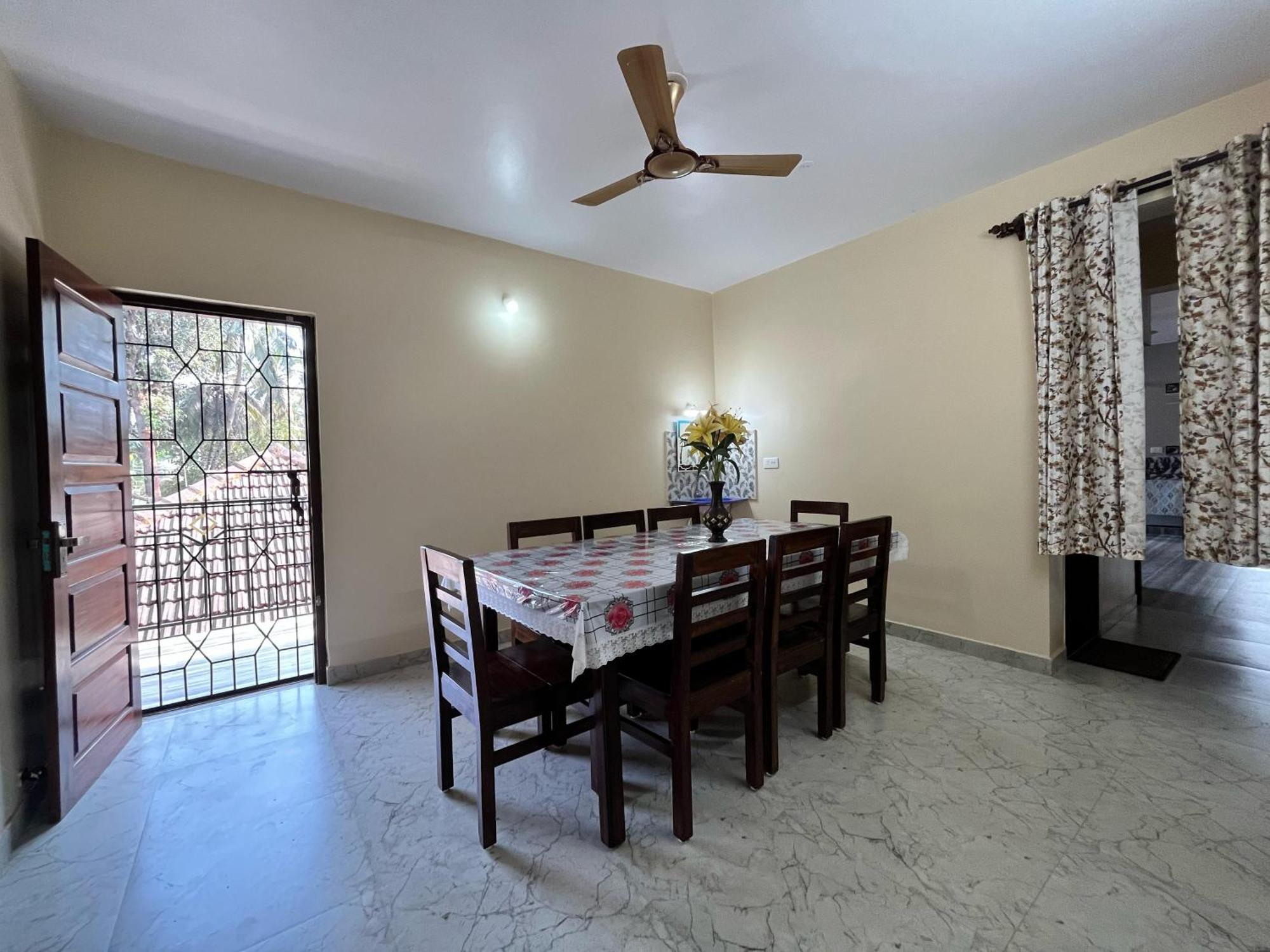 D 'souza Homestay *